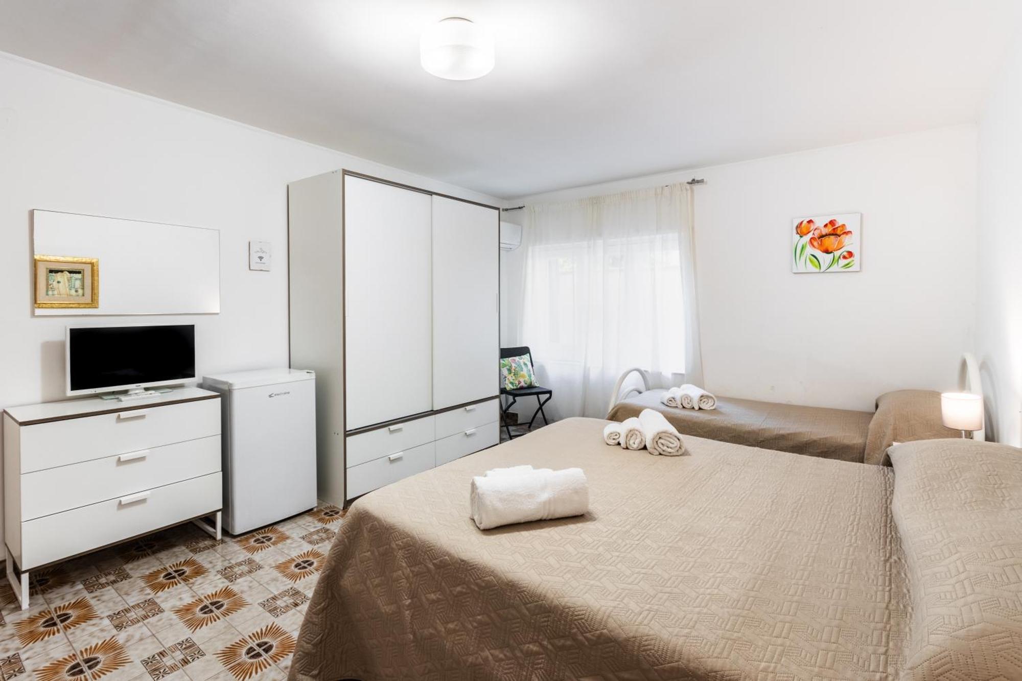 Le Torrette Rooms And Apartments Авола Екстер'єр фото