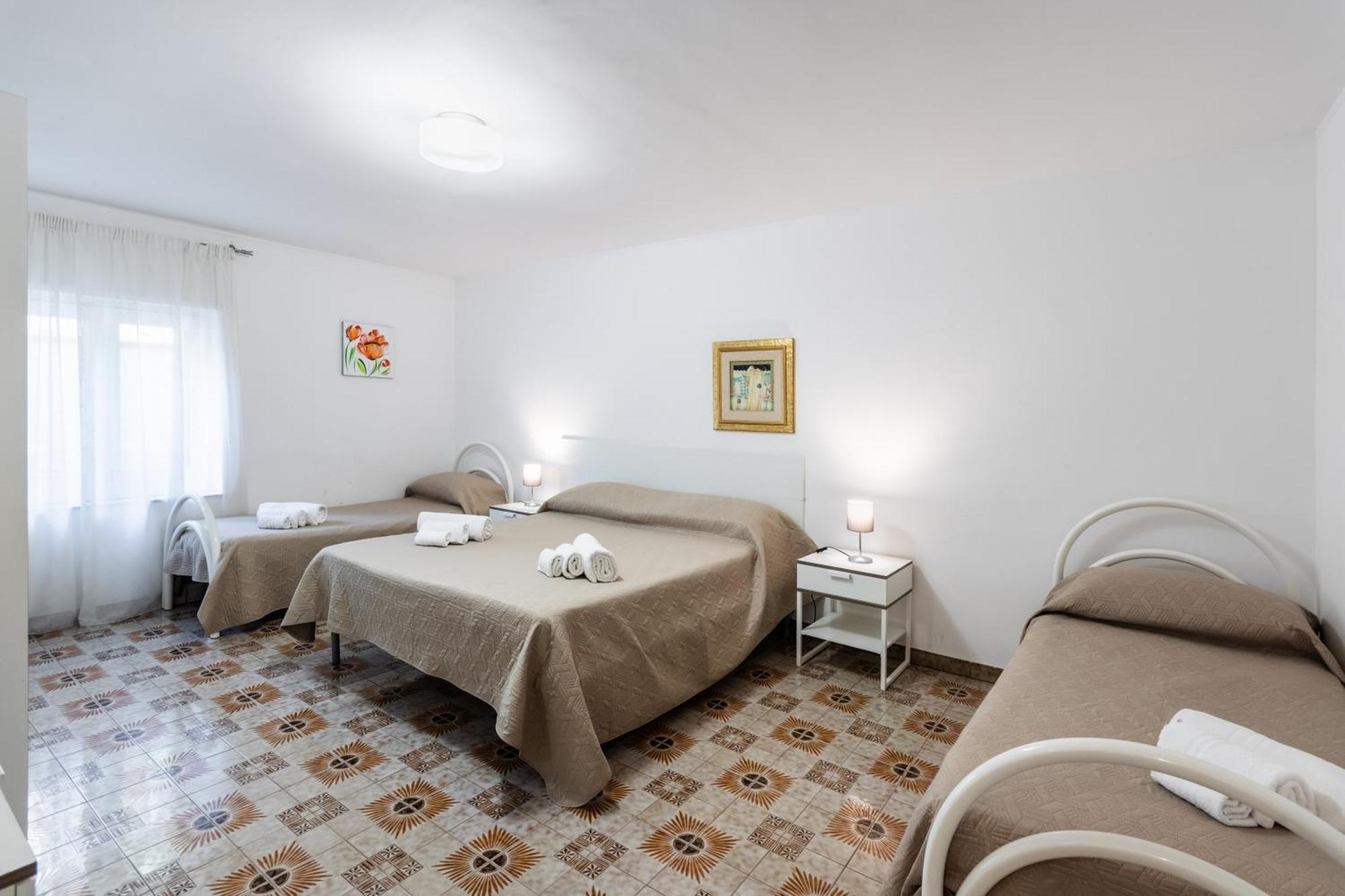 Le Torrette Rooms And Apartments Авола Екстер'єр фото