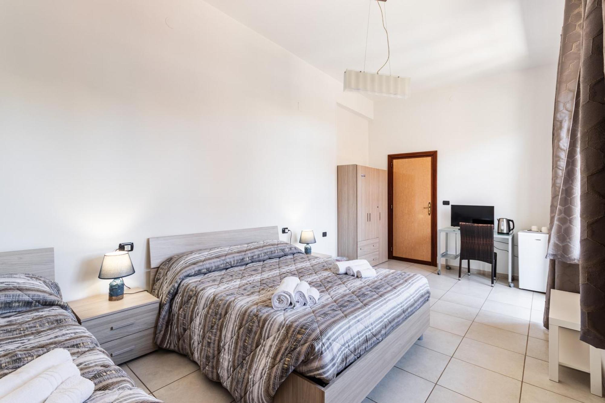 Le Torrette Rooms And Apartments Авола Екстер'єр фото