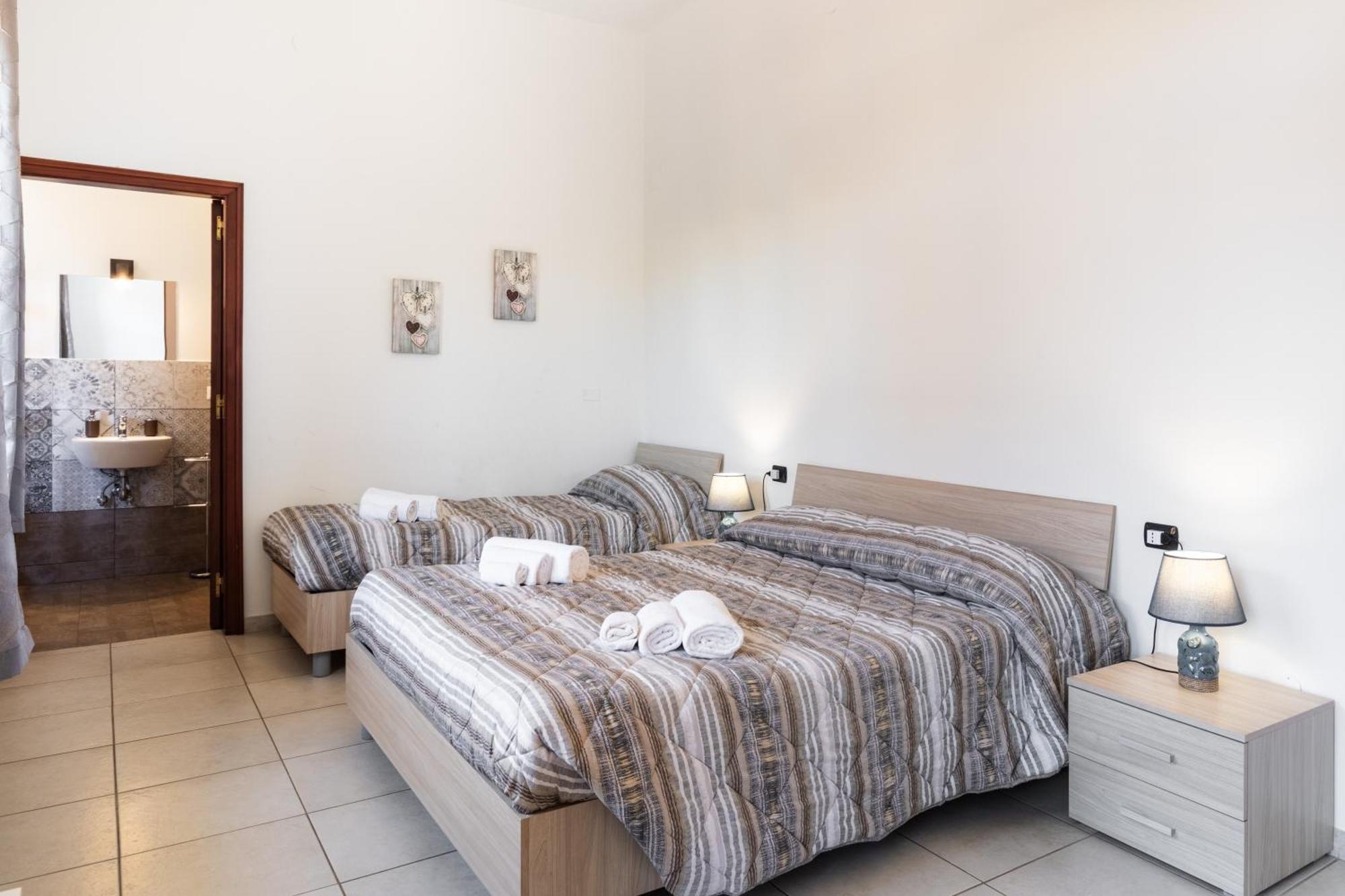 Le Torrette Rooms And Apartments Авола Екстер'єр фото